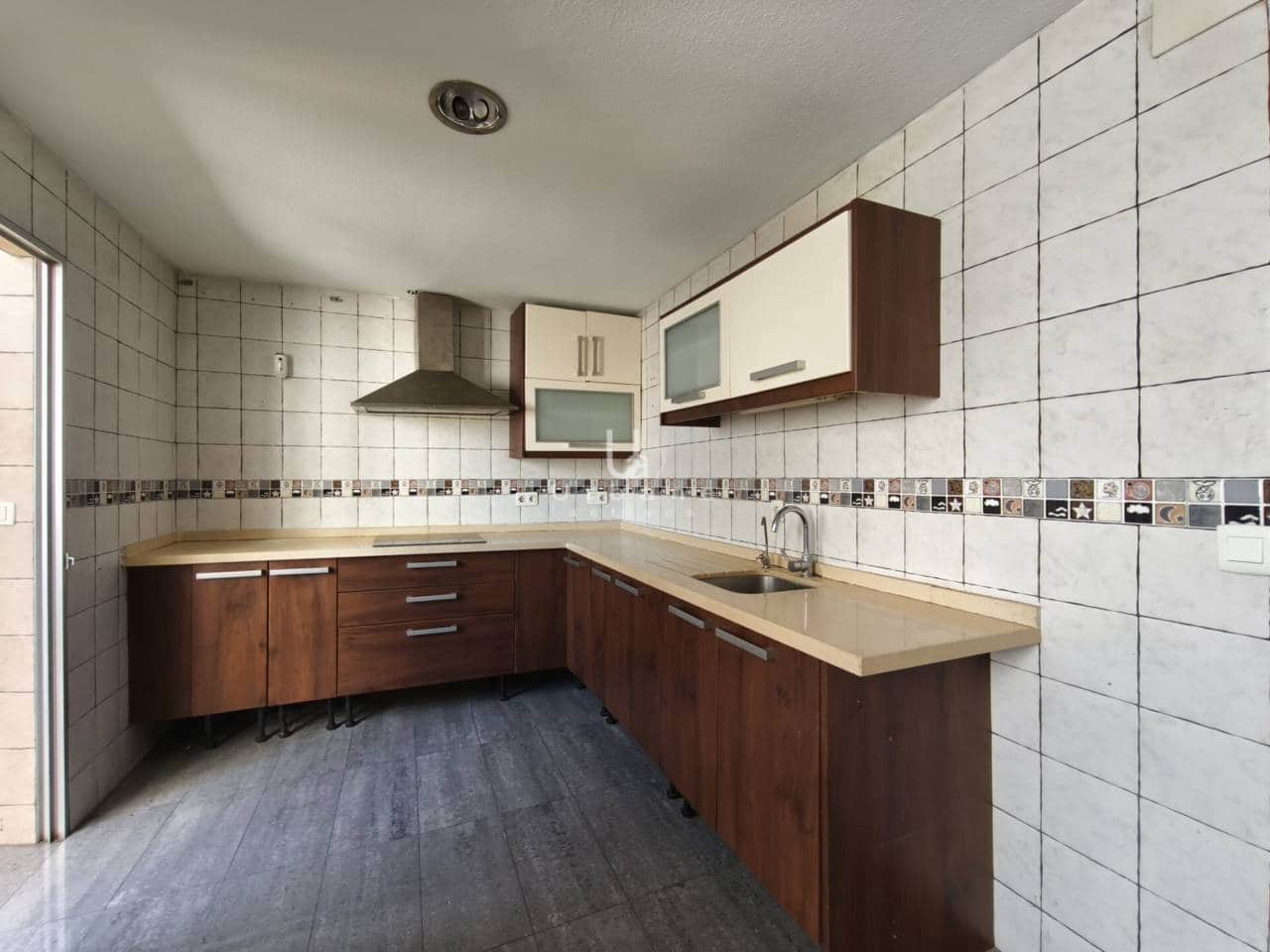 Piso de 2 habitaciones en Molina de Segura en venta - 60.000 € (Ref: 9893618)