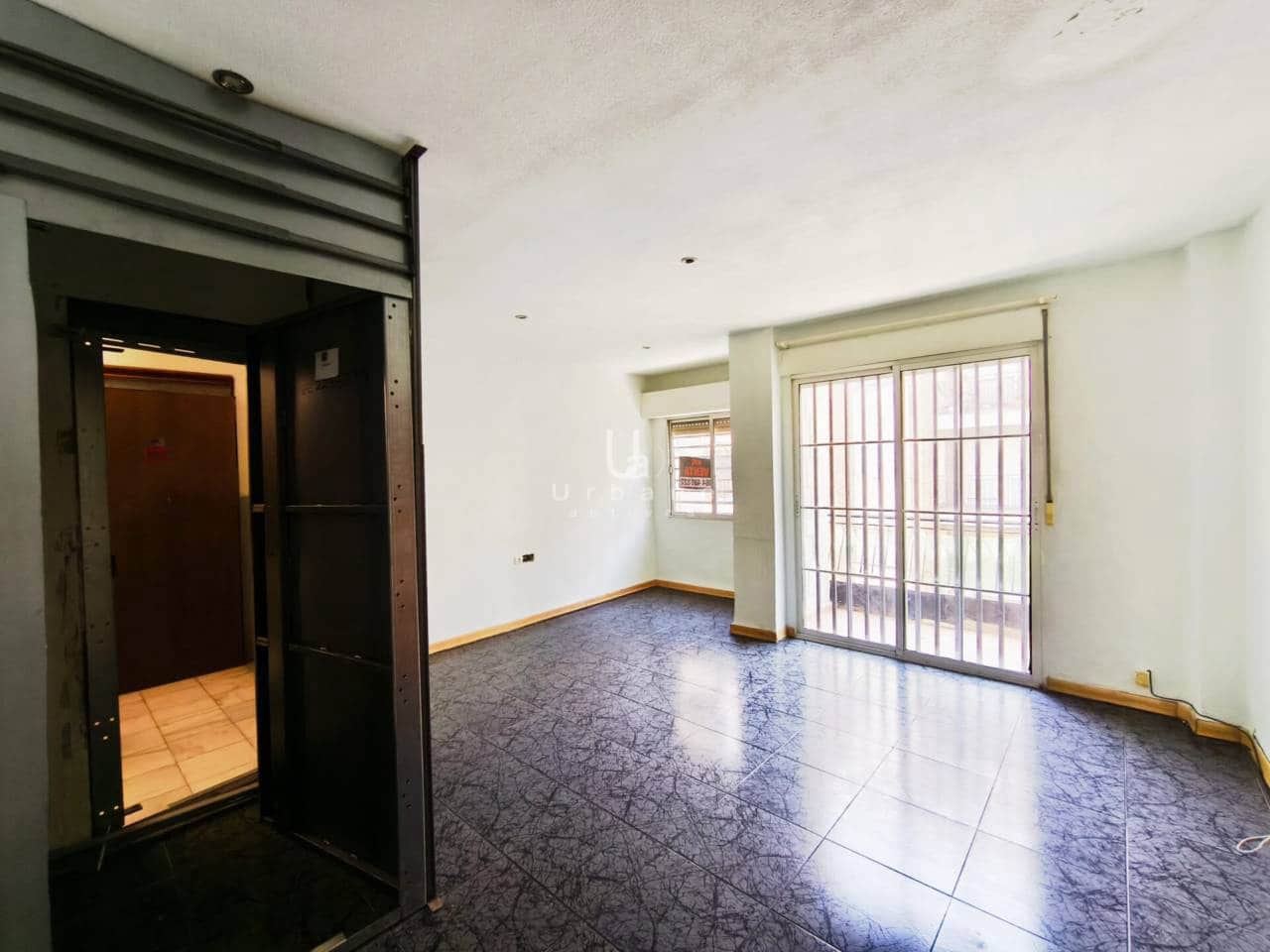 Piso de 2 habitaciones en Molina de Segura en venta - 60.000 € (Ref: 9893618)