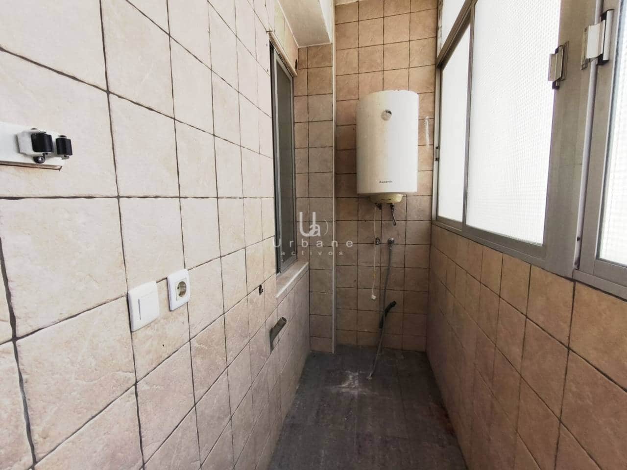 Piso de 2 habitaciones en Molina de Segura en venta - 60.000 € (Ref: 9893618)