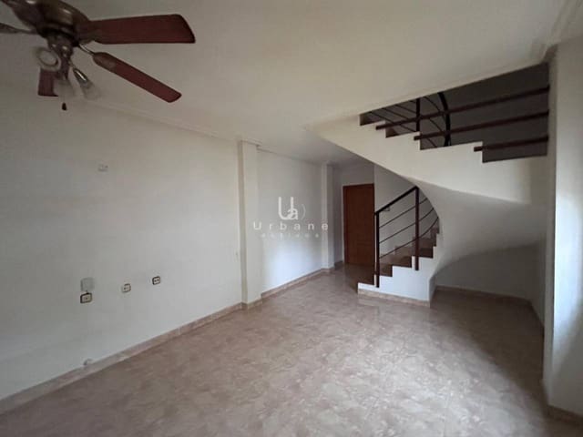 Casa de 2 habitaciones en Los Alcázares en venta - 142.500 € (Ref: 9893619)