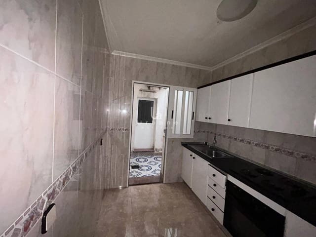 Casa de 2 habitaciones en Los Alcázares en venta - 142.500 € (Ref: 9893619)