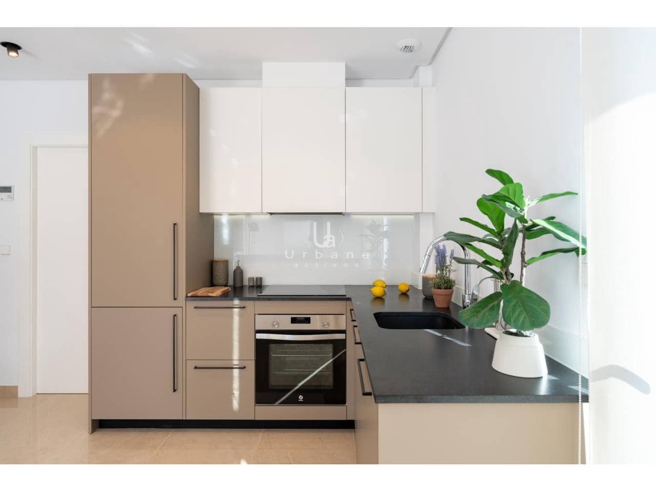 3 chambre Villa/Maison à vendre à Elche / Elx avec piscine garage - 459 000 € (Ref: 9895676)