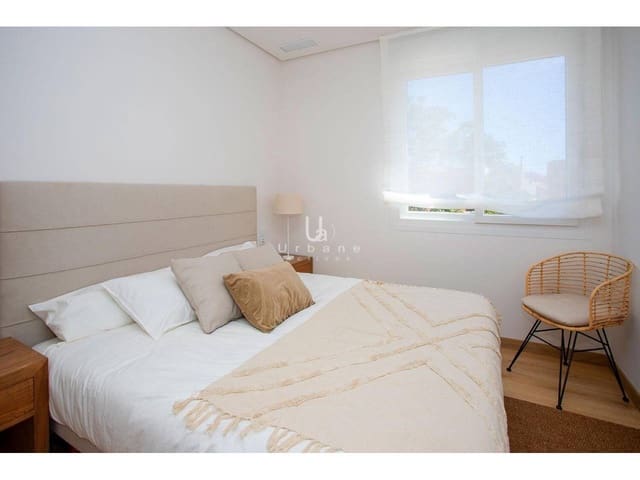 Chalet de 3 habitaciones en Hondón de las Nieves en venta con piscina - 357.250 € (Ref: 9895677)