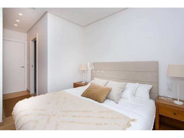 Chalet de 3 habitaciones en Hondón de las Nieves en venta con piscina - 357.250 € (Ref: 9895677)
