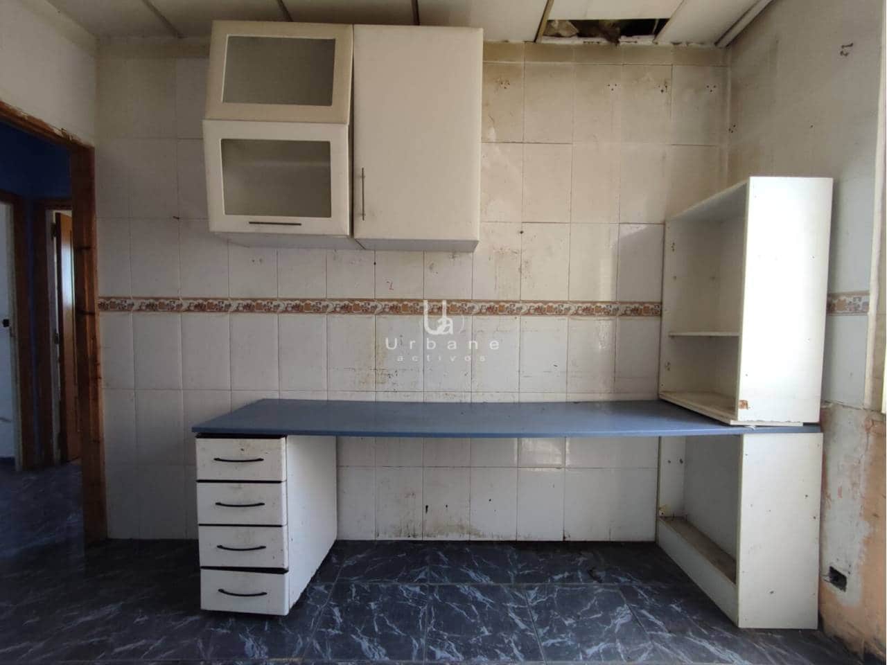 2 bedroom Apartment for sale in Cabezo de Torres - € 86,000 (Ref: 9898602)