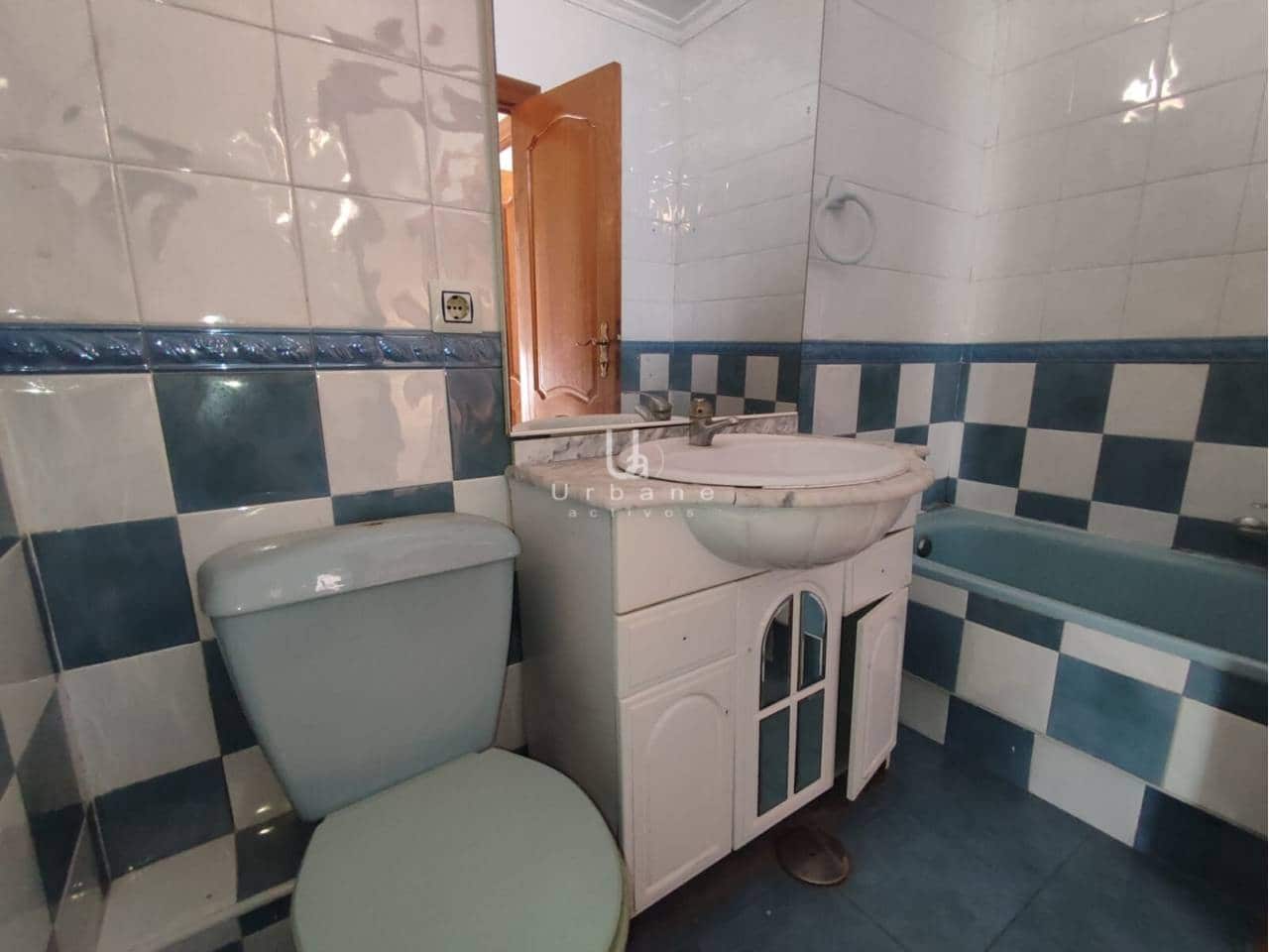 3 quarto Apartamento para venda em Alcantarilla - 88 800 € (Ref: 9902703)