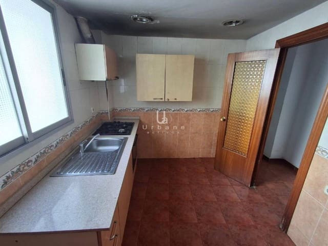 3 sovrum Lägenhet till salu i Valencia stad - 85 000 € (Ref: 9906647)