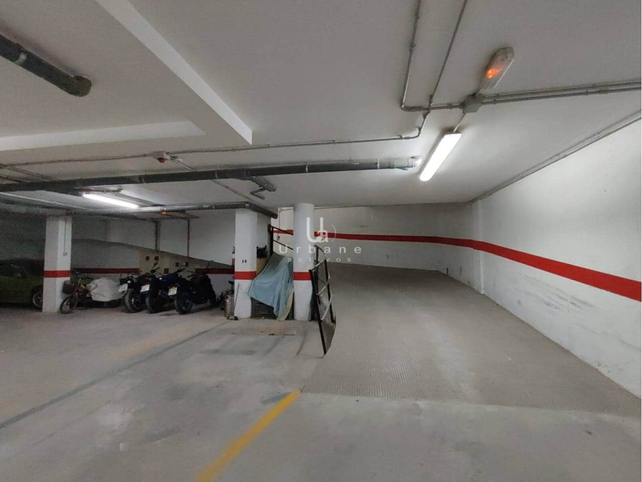 Autotalli myytävänä paikassa Sucina - 6 000 € (Ref: 9912411)