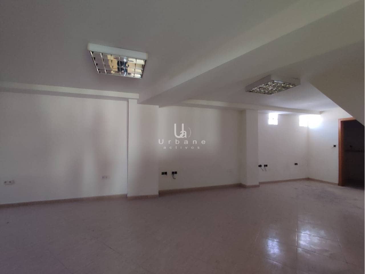 Kaupallinen myytävänä paikassa Murcia kaupunki - 89 000 € (Ref: 9912412)