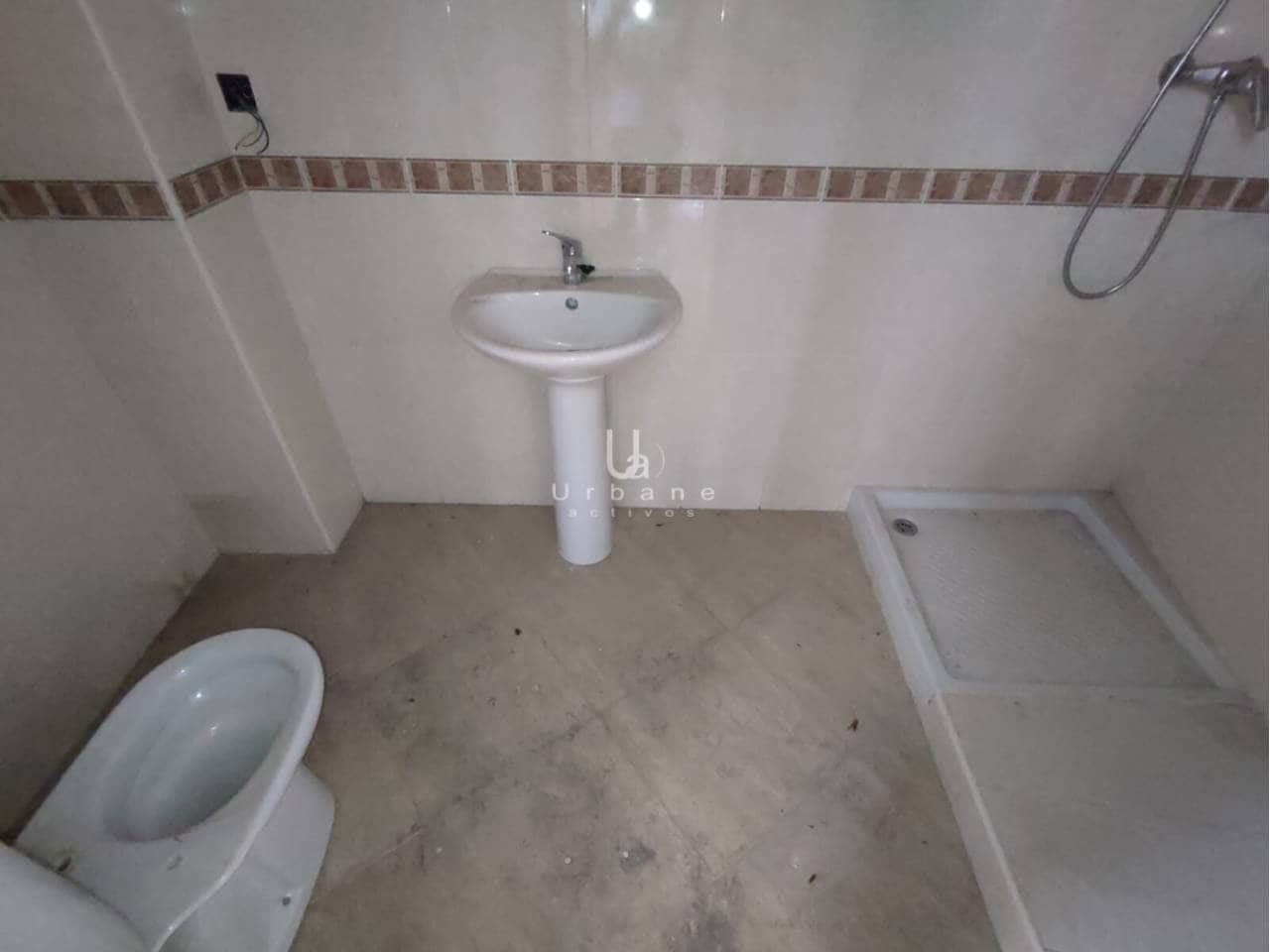 Kaupallinen myytävänä paikassa Murcia kaupunki - 89 000 € (Ref: 9912412)