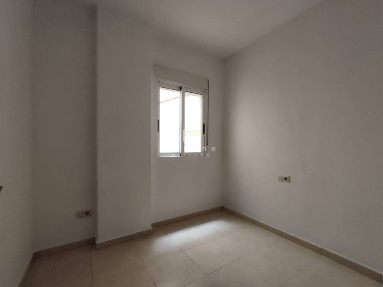 3 bedroom Flat for sale in Murcia city with garage - € 150,000 (Ref: 9919233)