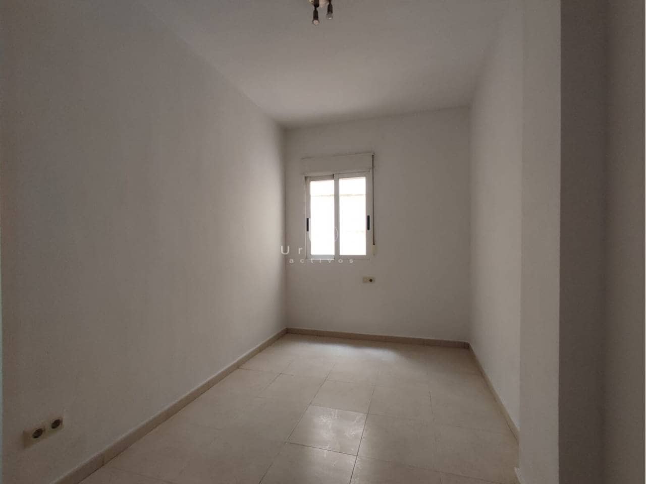 3 bedroom Flat for sale in Murcia city with garage - € 150,000 (Ref: 9919233)