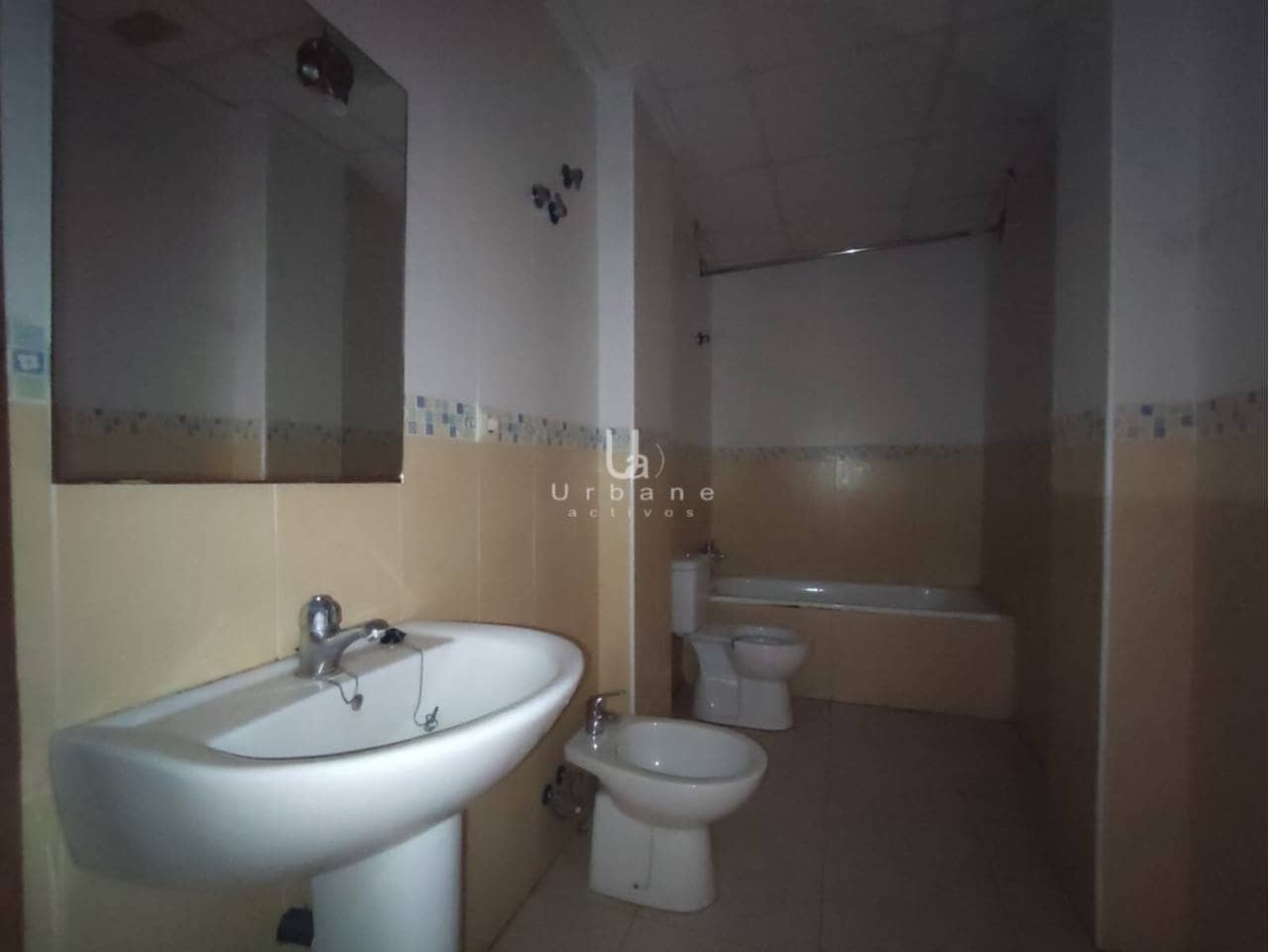 3 bedroom Flat for sale in Murcia city with garage - € 150,000 (Ref: 9919233)
