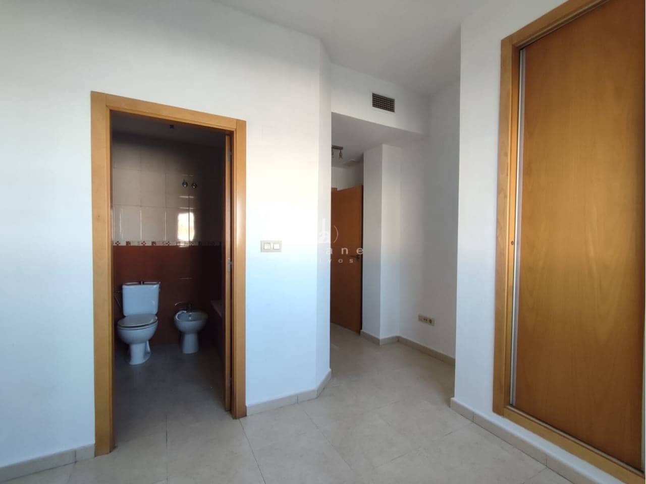 3 bedroom Flat for sale in Murcia city with garage - € 150,000 (Ref: 9919233)