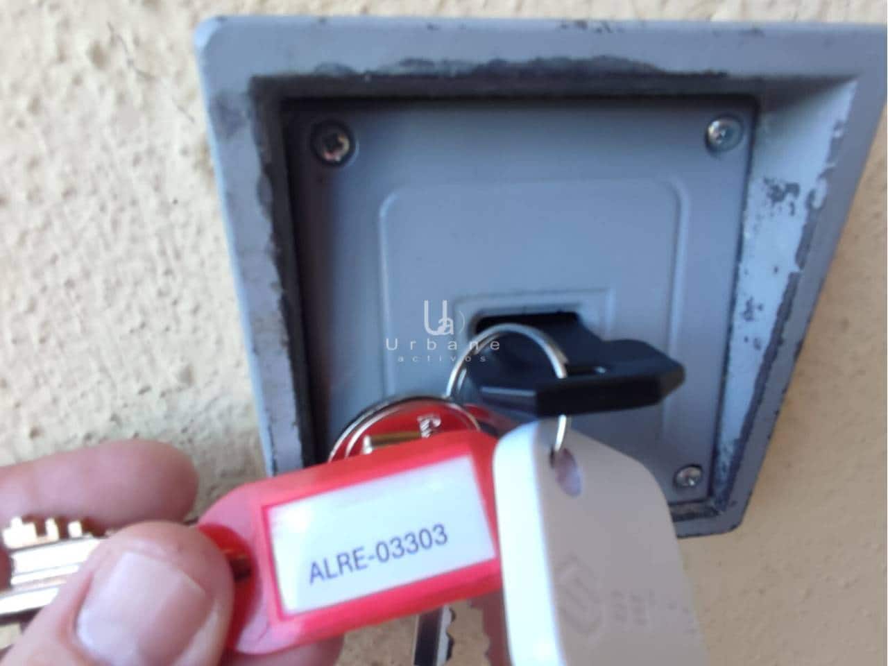 3 bedroom Flat for sale in Murcia city with garage - € 150,000 (Ref: 9919233)