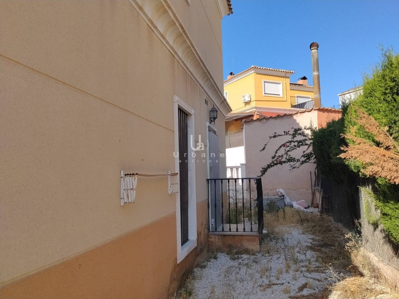 3 bedroom Villa for sale in Aspe with garage - € 325,000 (Ref: 9932705)