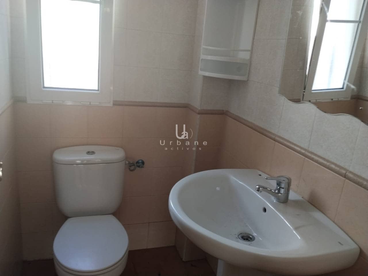 3 bedroom Villa for sale in Aspe with garage - € 325,000 (Ref: 9932705)