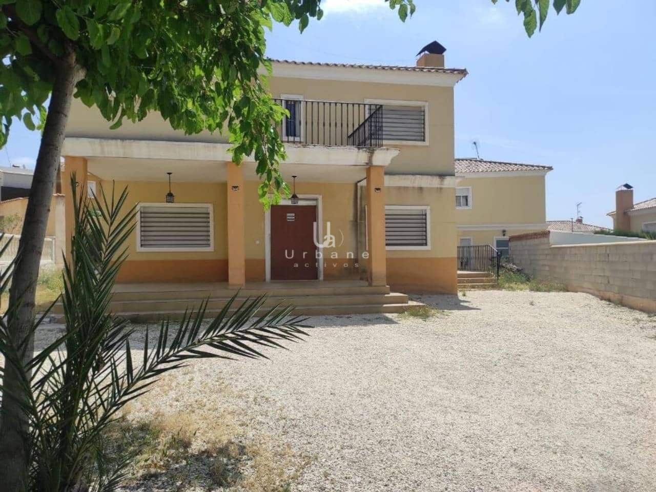 3 bedroom Villa for sale in Aspe with garage - € 325,000 (Ref: 9932705)