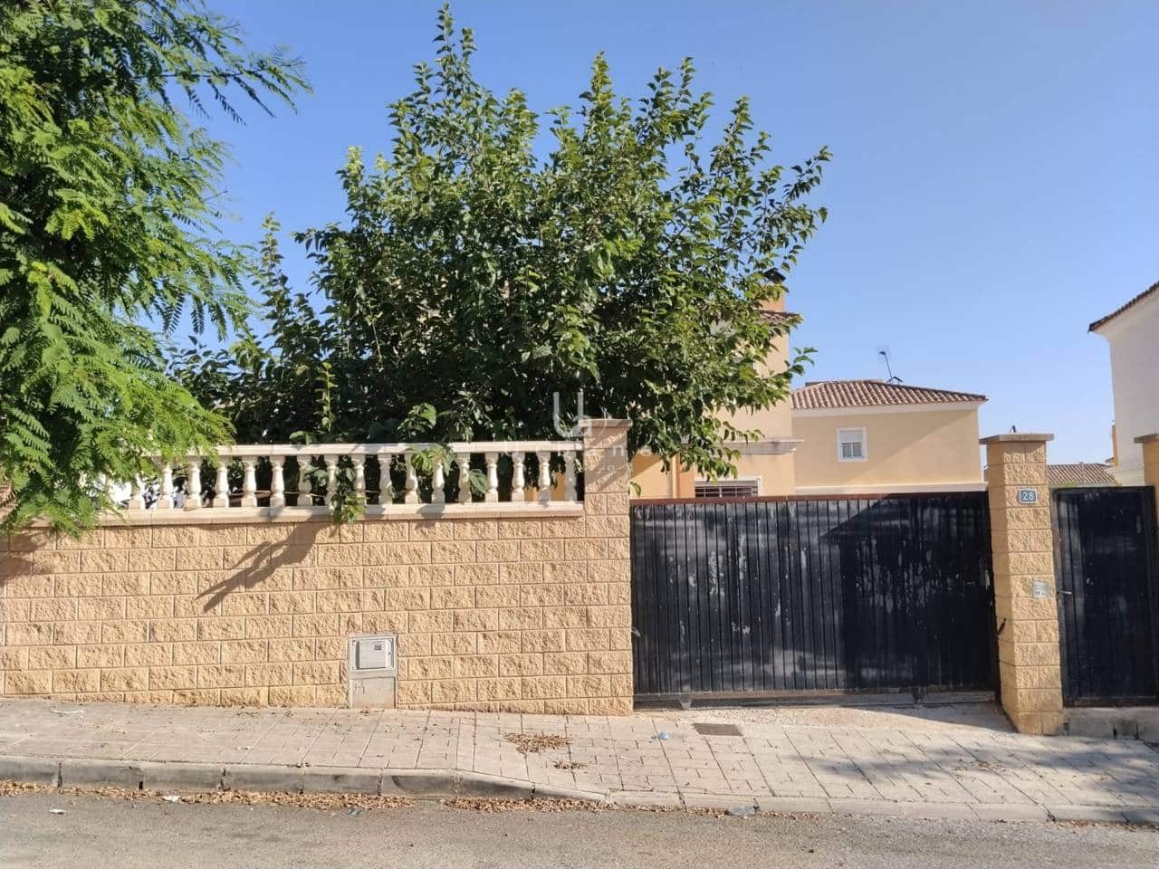 3 bedroom Villa for sale in Aspe with garage - € 325,000 (Ref: 9932705)