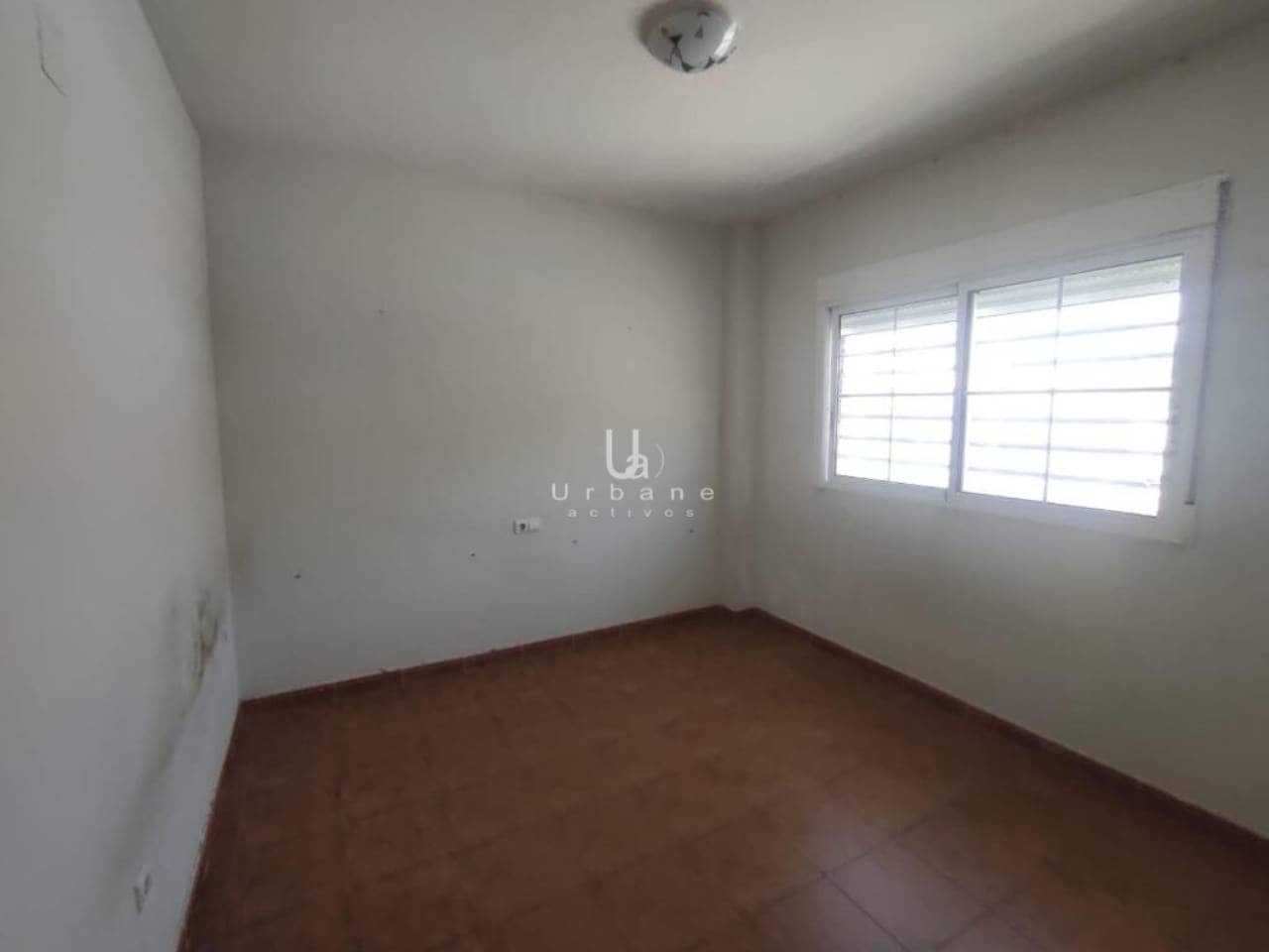 3 bedroom Villa for sale in Aspe with garage - € 325,000 (Ref: 9932705)