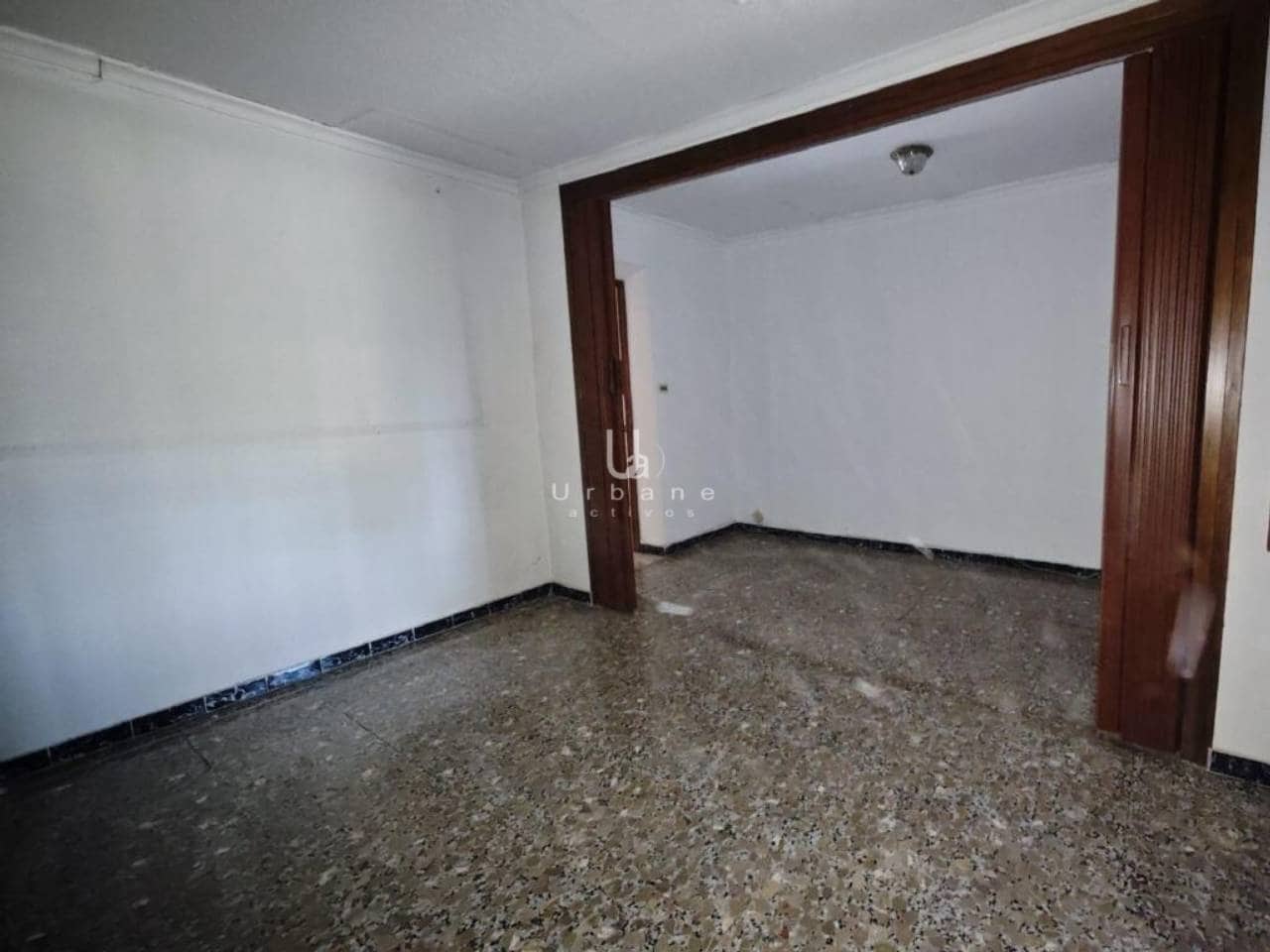 3 bedroom Flat for sale in Alquerias - € 74,000 (Ref: 9932707)