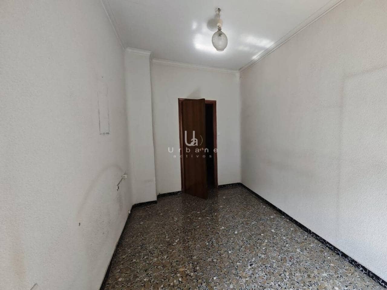 3 bedroom Flat for sale in Alquerias - € 74,000 (Ref: 9932707)