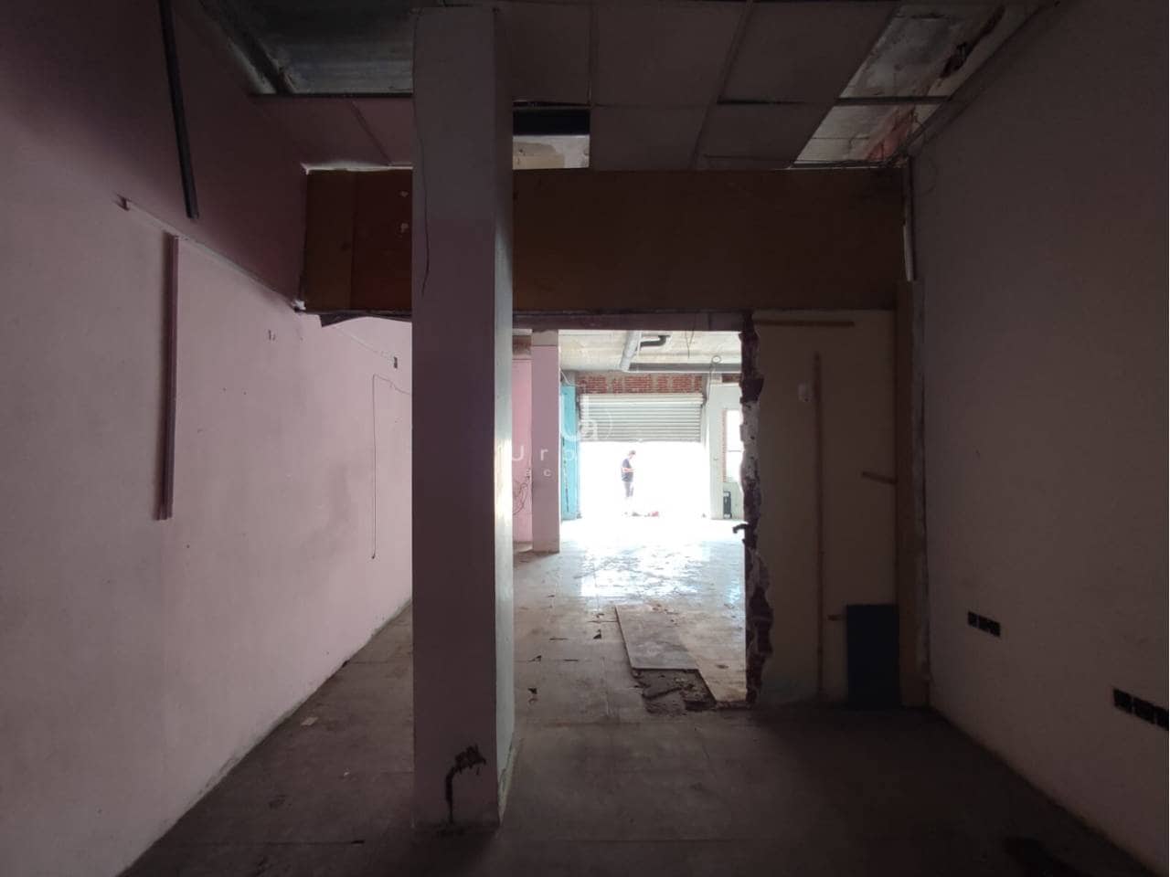 Local Commercial à vendre à Beniajan - 59 000 € (Ref: 9932708)