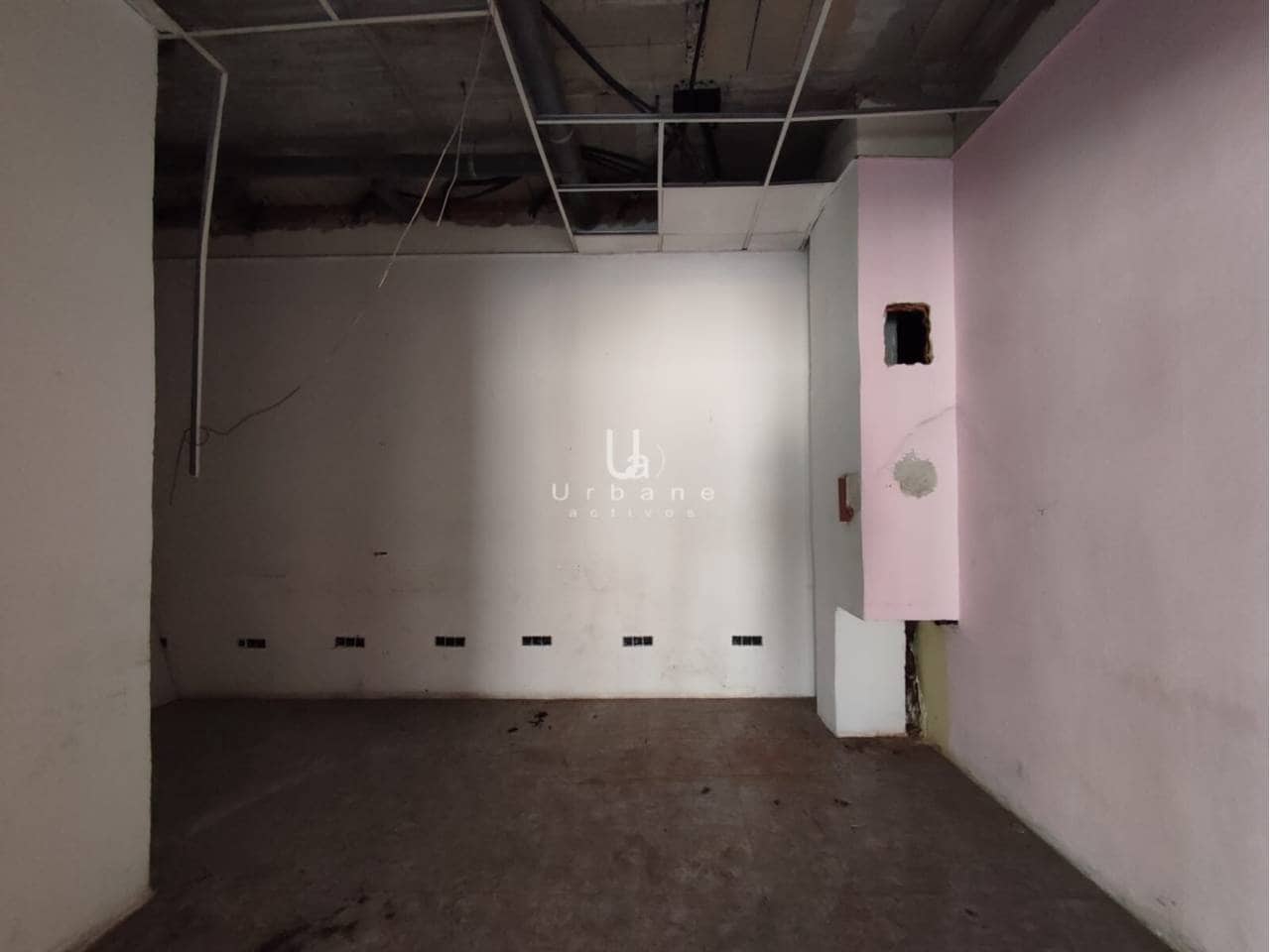 Local Commercial à vendre à Beniajan - 59 000 € (Ref: 9932708)