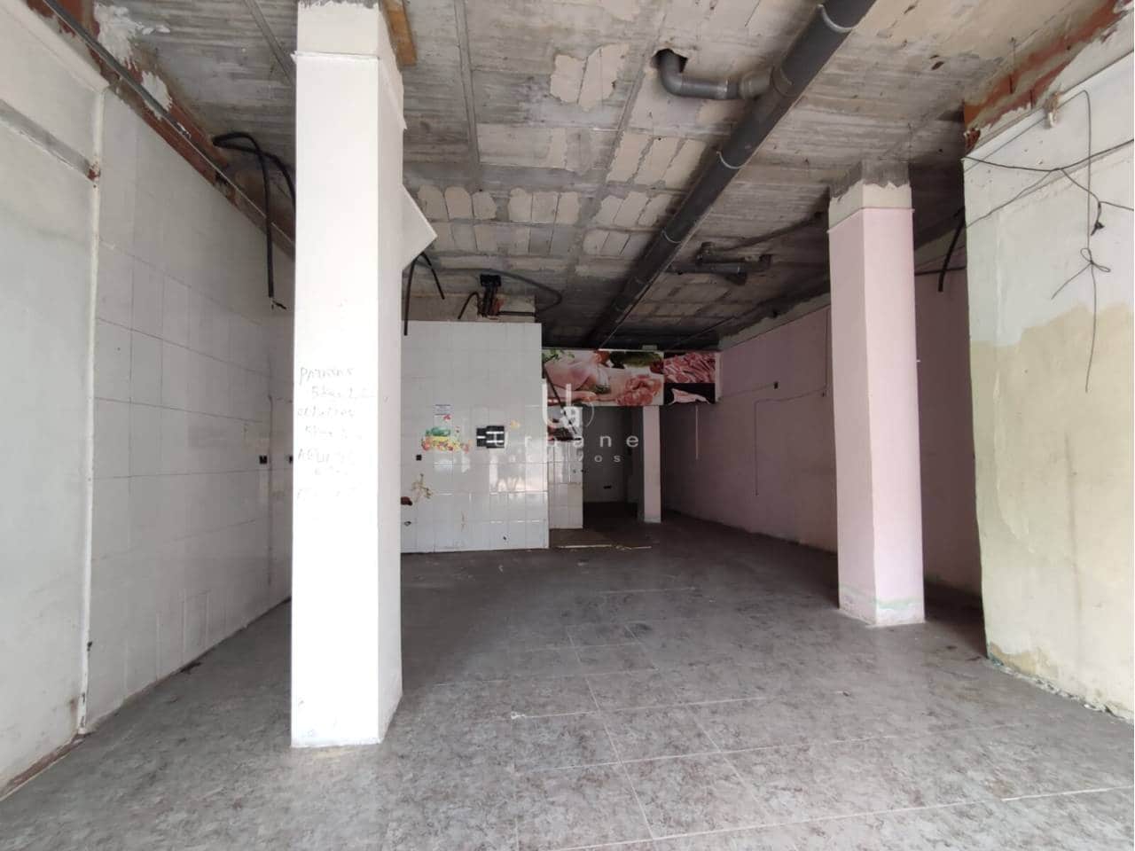 Local Commercial à vendre à Beniajan - 59 000 € (Ref: 9932708)