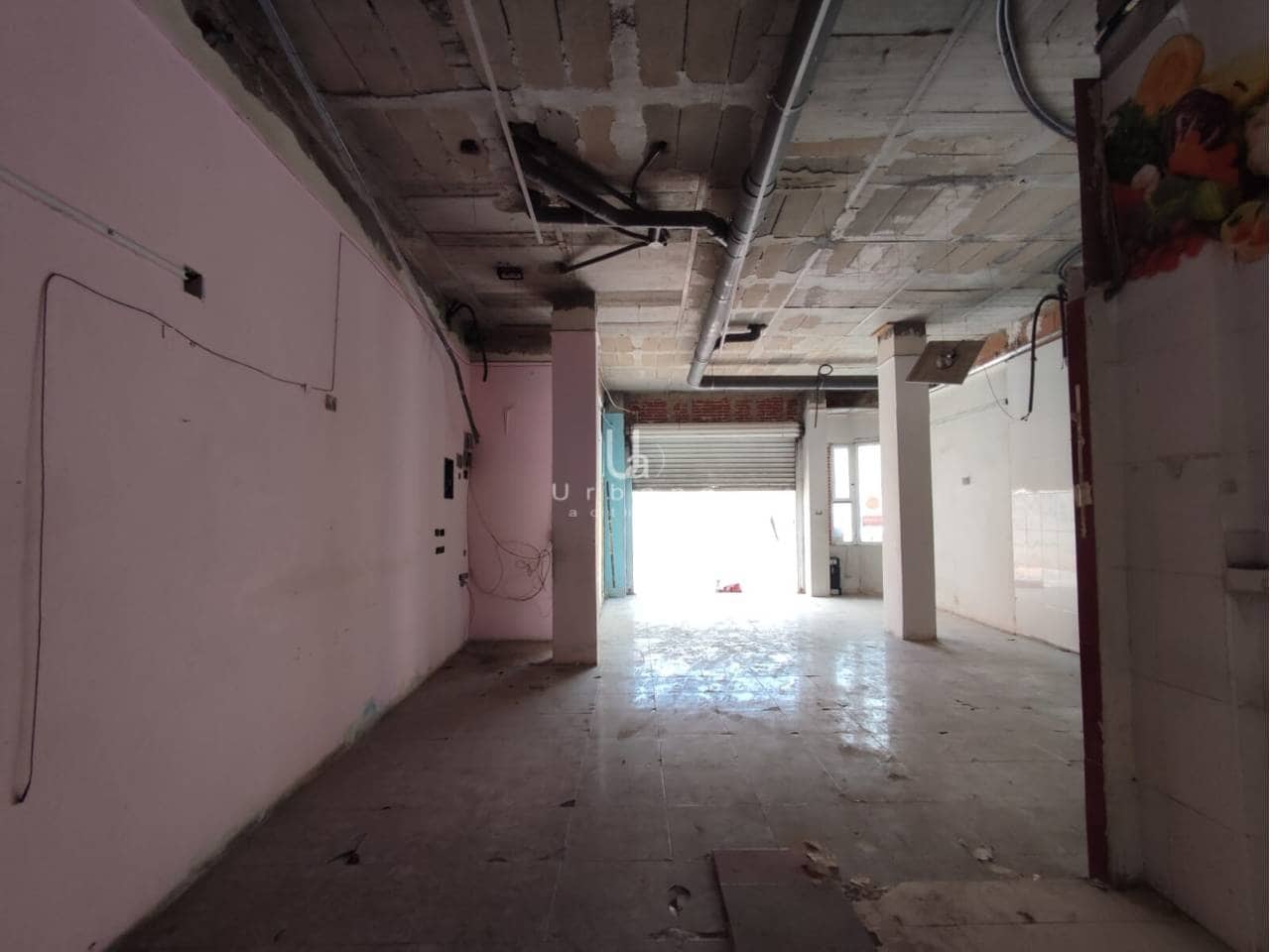 Local Commercial à vendre à Beniajan - 59 000 € (Ref: 9932708)