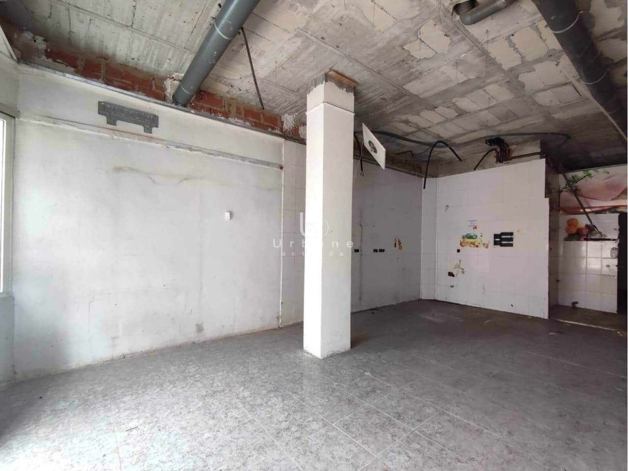 Local Commercial à vendre à Beniajan - 59 000 € (Ref: 9932708)