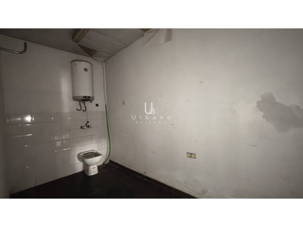Erhverv til salg i Alguazas - € 65.900 (Ref: 9937449)
