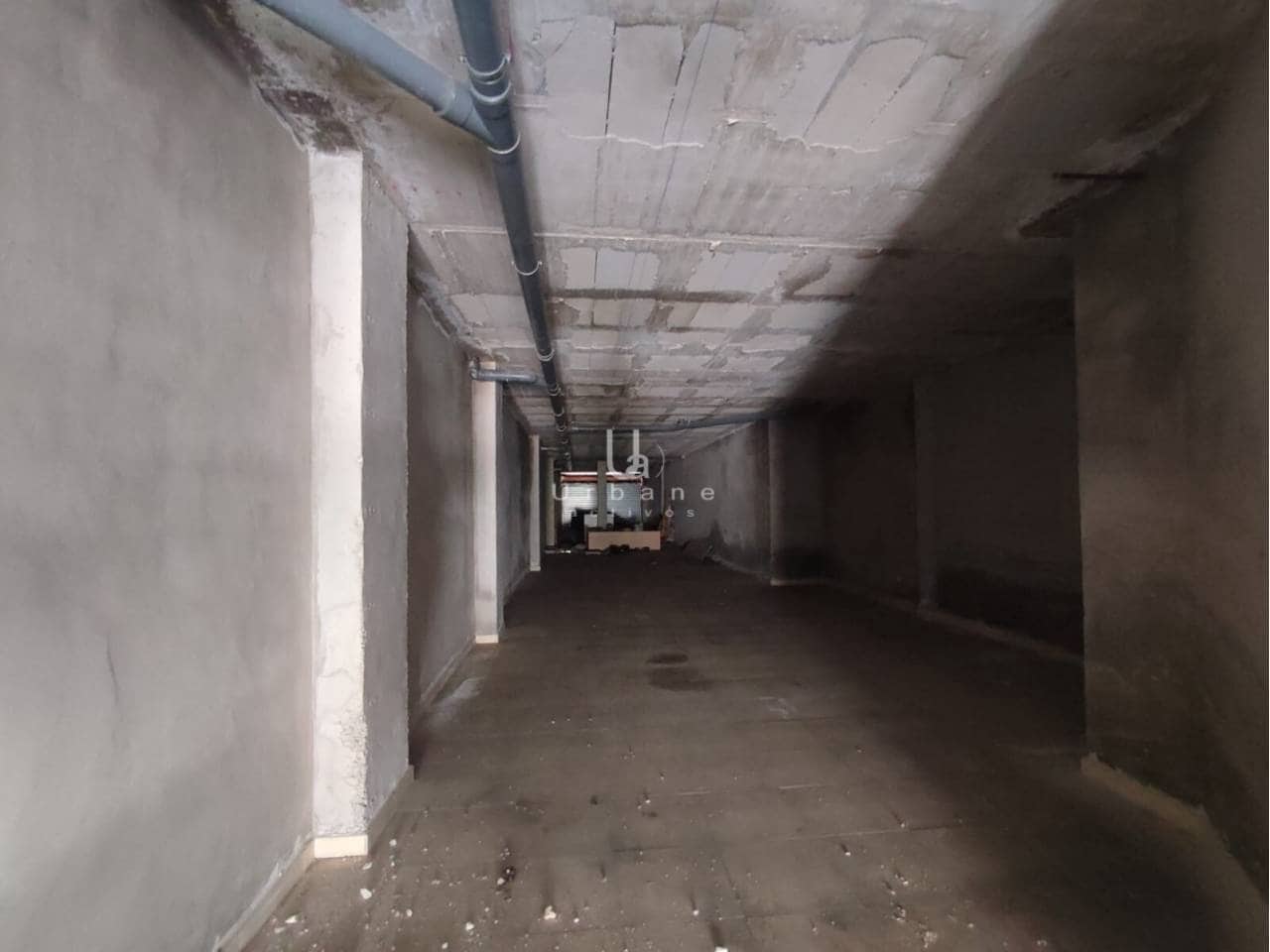 Commercieel te koop in Beniajan - € 80.000 (Ref: 9937451)