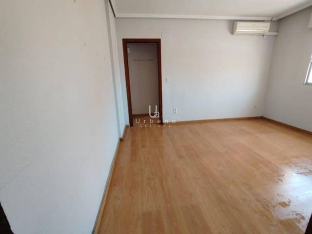 3 soverom Leilighet til salgs i Valencia by - € 150 000 (Ref: 9944994)