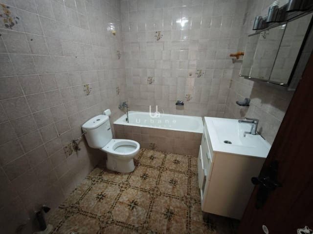 2 bedroom Bungalow for sale in Rojales - € 110,000 (Ref: 9946905)