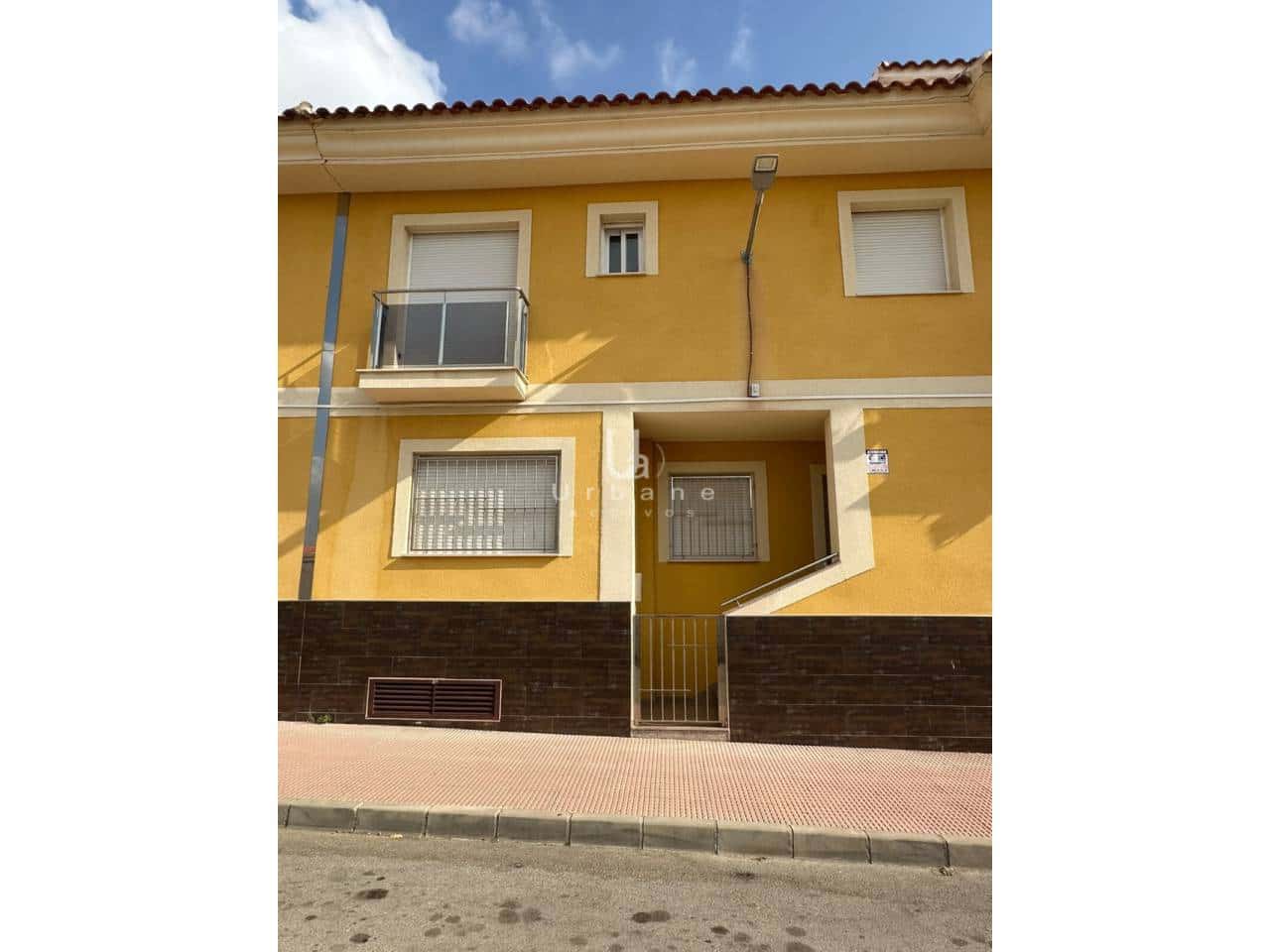 5 bedroom Townhouse for rent in Las Torres de Cotillas with garage - € 1,000 (Ref: 9956804)