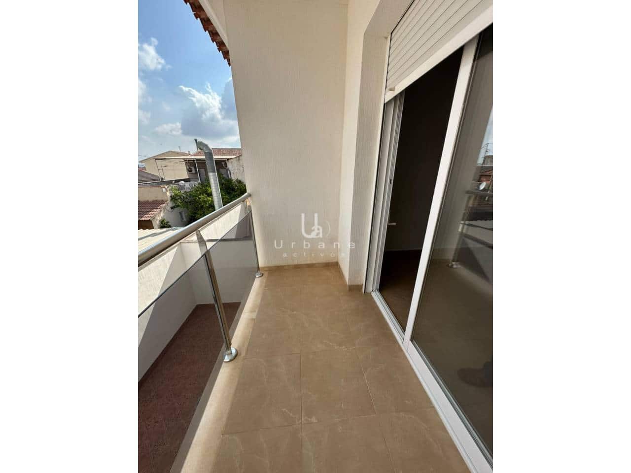 5 bedroom Townhouse for rent in Las Torres de Cotillas with garage - € 1,000 (Ref: 9956804)