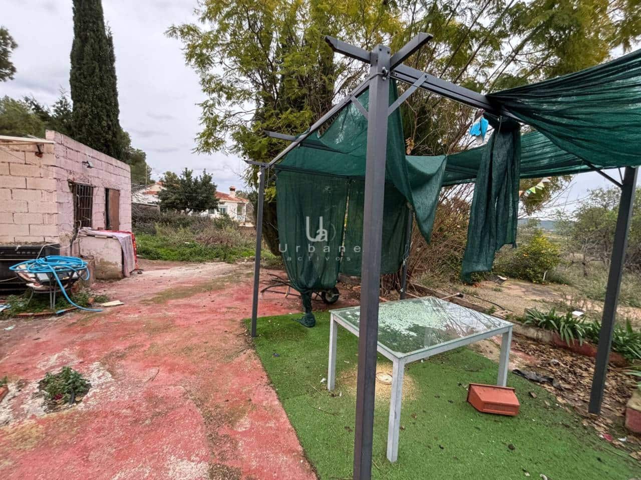 4 bedroom Villa for sale in Lliria with pool garage - € 180,000 (Ref: 9962032)