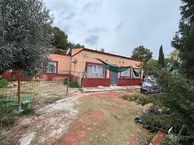 4 bedroom Villa for sale in Llíria with pool garage - € 180,000 (Ref: 9962032)