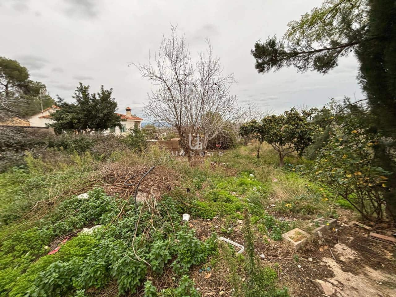 4 bedroom Villa for sale in Lliria with pool garage - € 180,000 (Ref: 9962032)