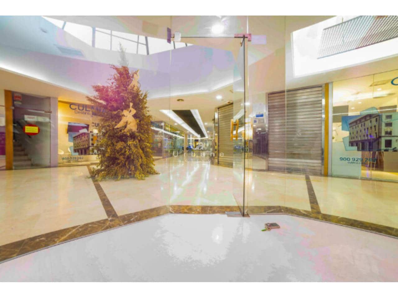 Commercieel te koop in Murcia stad - € 49.000 (Ref: 9969227)