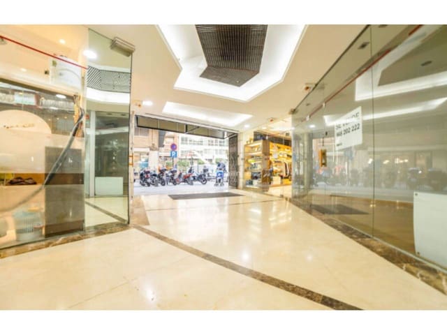 Commercieel te koop in La Catedral, Murcia stad - € 49.000 (Ref: 9969227)