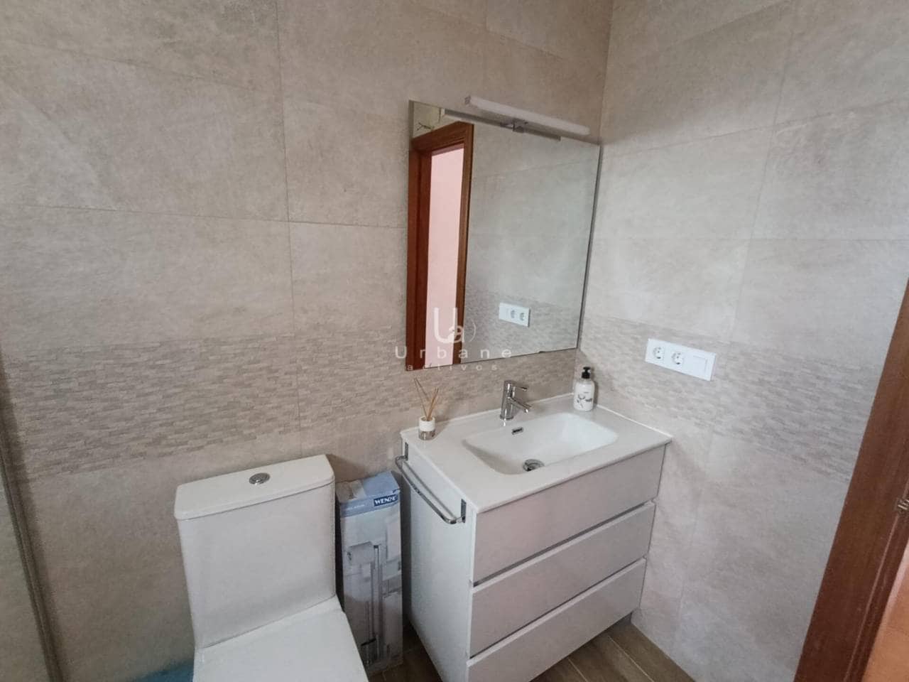 8 bedroom Villa for sale in Muchamiel / Mutxamel with pool garage - € 1,550,000 (Ref: 9969229)