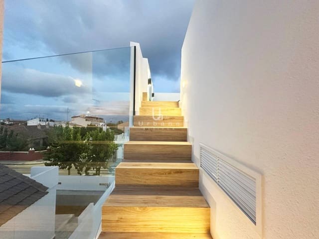 3 chambre Villa/Maison à vendre à Pilar de la Horadada avec piscine - 599 900 € (Ref: 9972884)