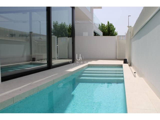 3 chambre Villa/Maison à vendre à Pilar de la Horadada avec piscine - 599 900 € (Ref: 9972884)