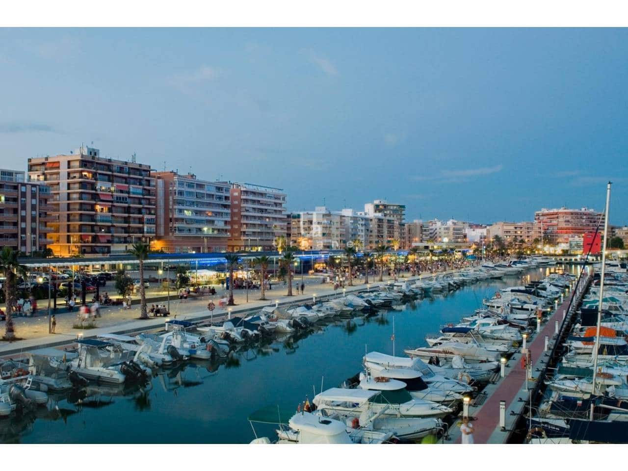 2 bedroom Penthouse for sale in Santa Pola with pool garage - € 298,000 (Ref: 9972888)