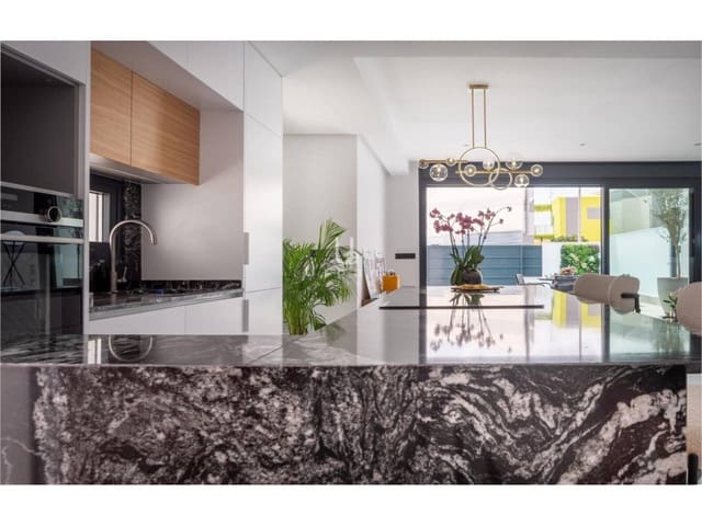 Casa de 3 habitaciones en San Pedro del Pinatar en venta con piscina garaje - 478.000 € (Ref: 9974519)