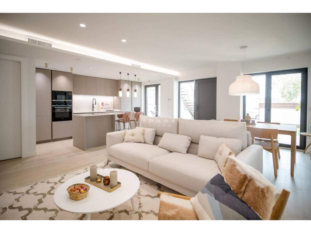 3 soveværelse Byhus til salg i Pilar de la Horadada med swimmingpool garage - € 385.000 (Ref: 9974520)