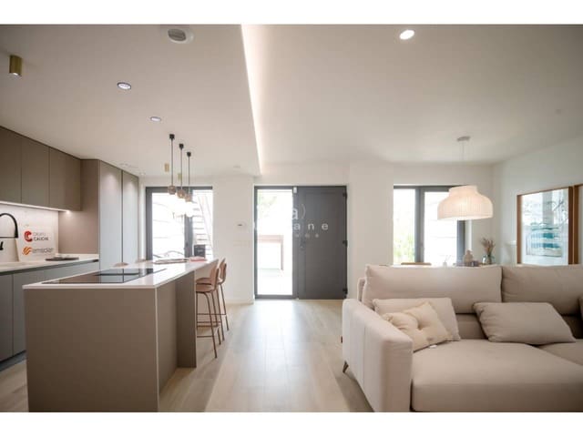 3 soveværelse Byhus til salg i Pilar de la Horadada med swimmingpool garage - € 385.000 (Ref: 9974520)