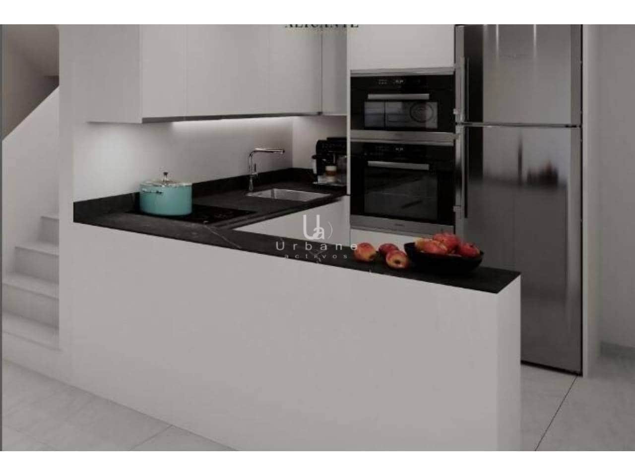 3 slaapkamer Penthouse te koop in Torrevieja met zwembad garage - € 540.000 (Ref: 9974521)